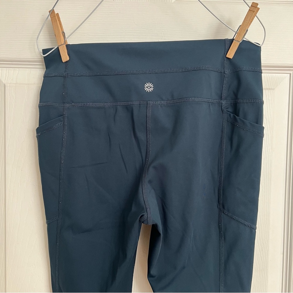 Tangerine | Capri Leggings - Picture 5 of 6